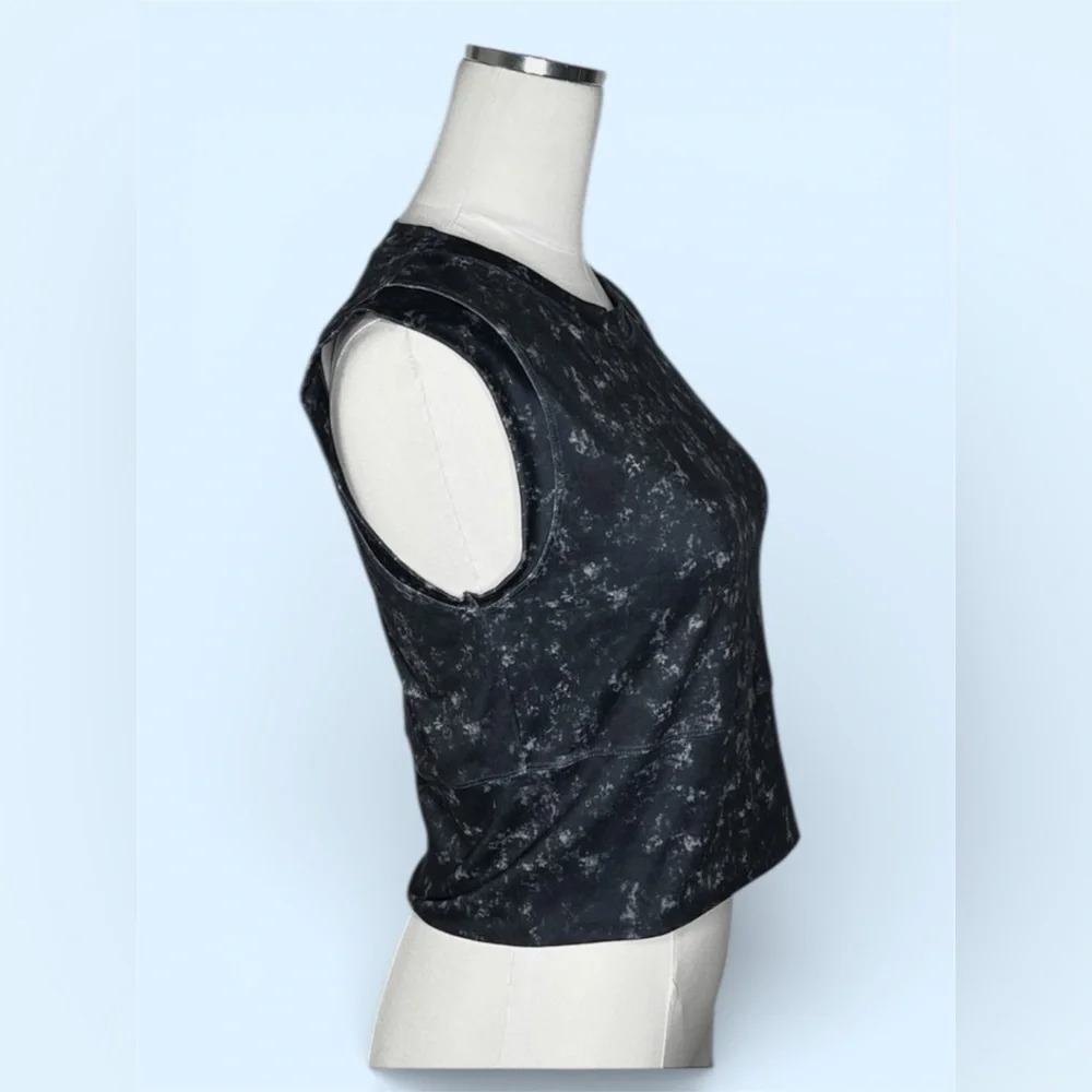 Legend Activewear Marbled Performance Tank - Picture 4 of 7